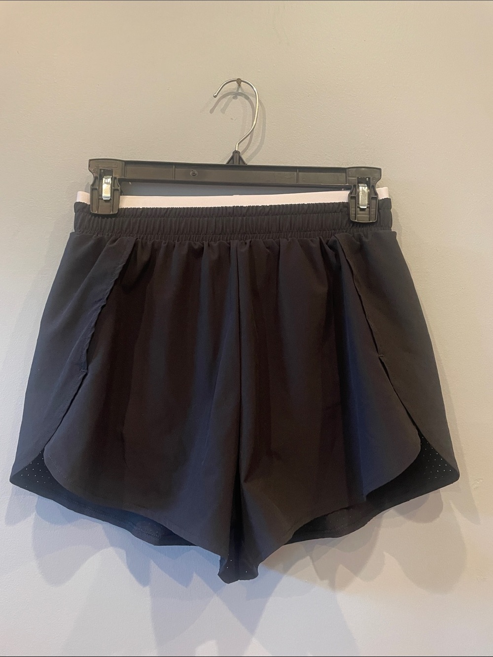 Women’s Black Athletic Shorts with Elastic Waist- all in motion size xs